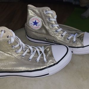 Converse size 6